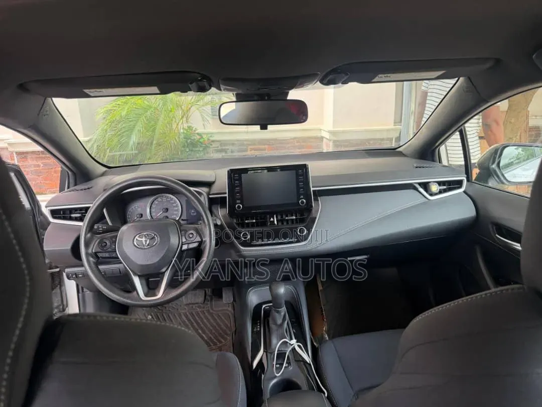 Toyota Corolla L 2022 Silver