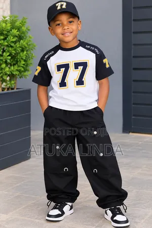 Urielkidsfashion 2-Piece Set