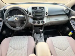 Toyota RAV4 2007 Silver