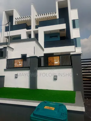 5bdrm Duplex in Lekki Ph 1 Off for rent