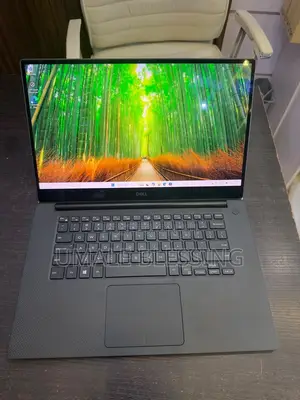 Laptop Dell XPS 15 7590 16GB Intel Core i7 SSD 512GB