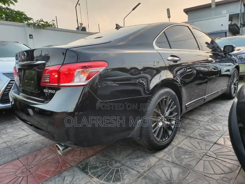 Lexus ES 350 2011 Black
