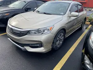 Honda Accord 2016 Gold