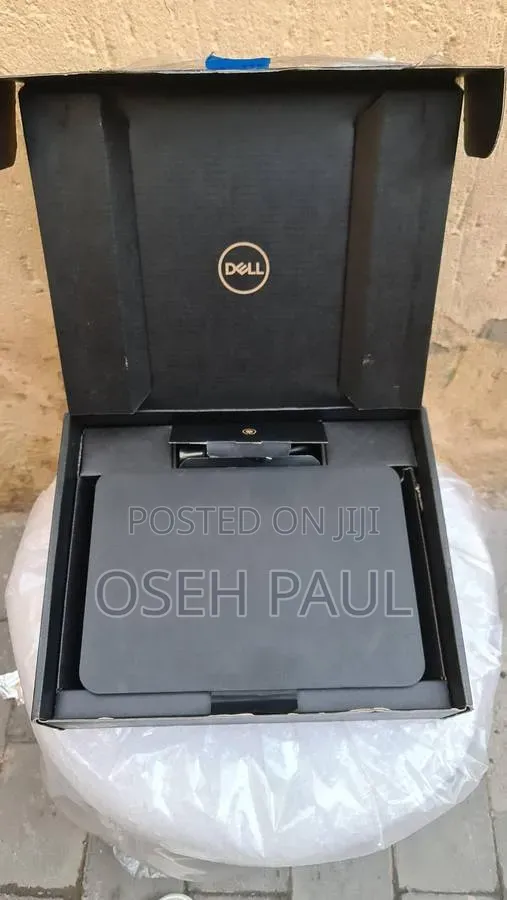 New Laptop Dell XPS 13 8GB Intel Core i5 SSD 512GB