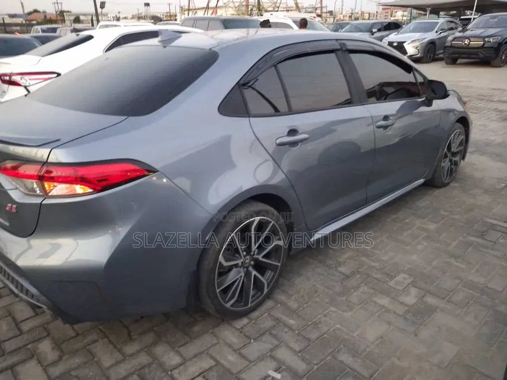 Toyota Corolla 2020 Gray
