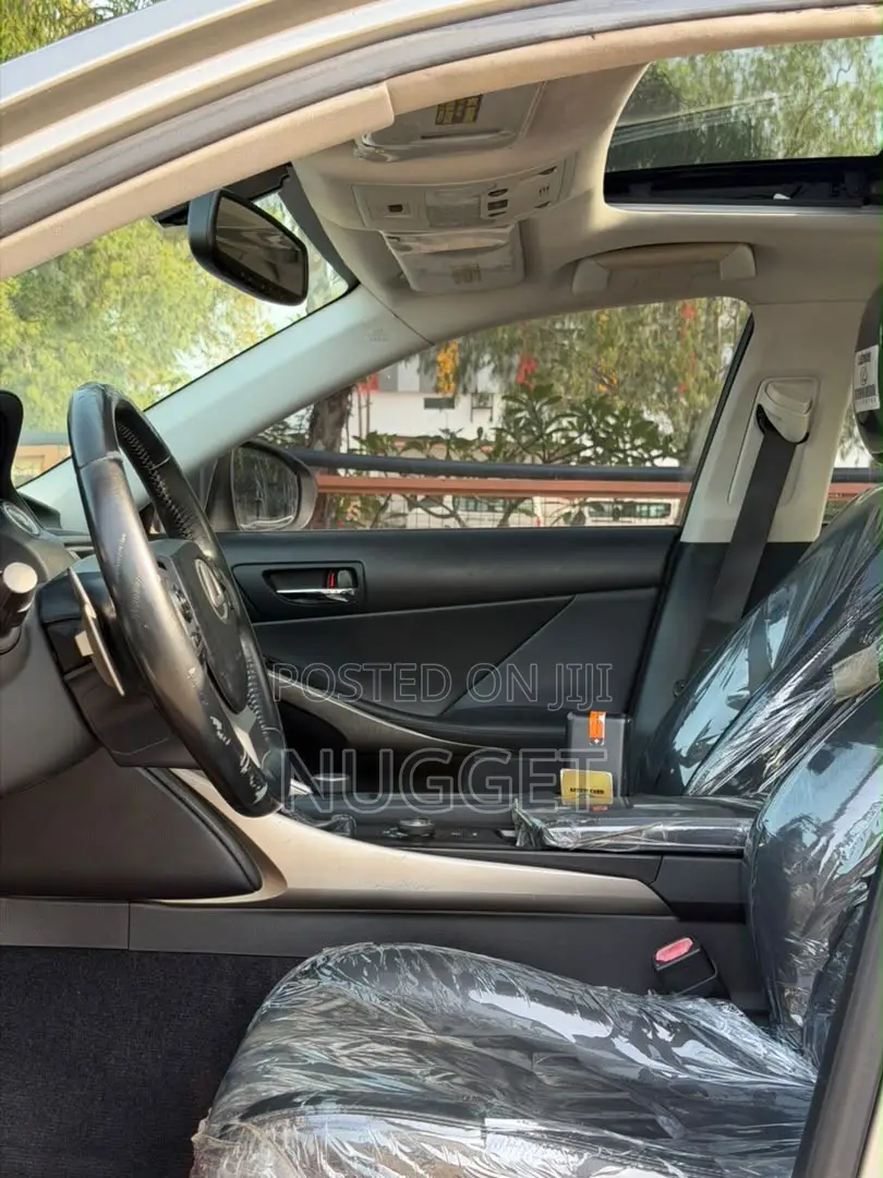 Lexus IS 2015 Gray