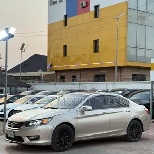 Honda Accord 2013 Gold