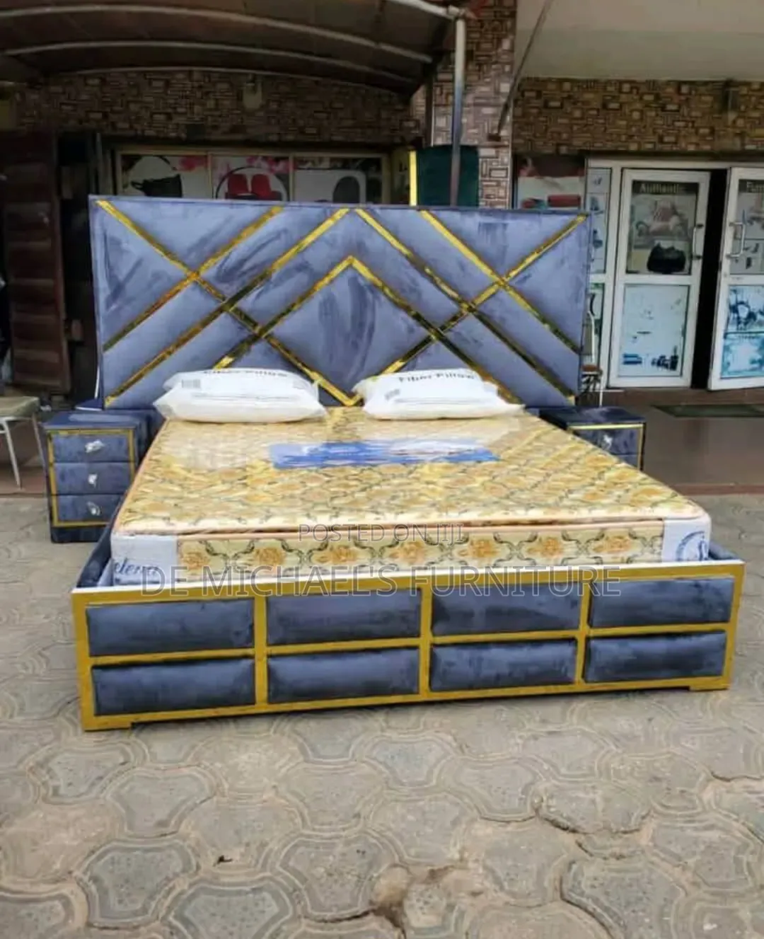 6by Padded Bedframe With Two Side Drawer Available