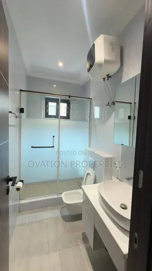 Furnished Mini Flat in Osborne Foreshore for rent