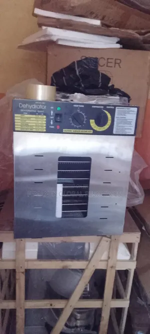 Dehydrator