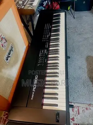 Direct Uk Used Roland Rd-500 Digital Stage Piano Available Now!