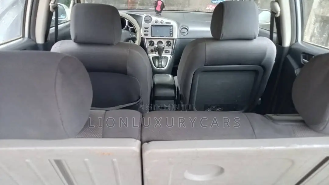 Toyota Matrix 2007 Silver