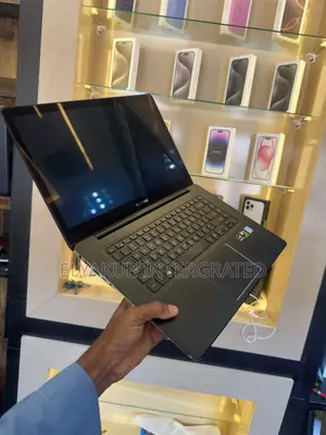 New Laptop Samsung 16GB Intel Core i7 SSD 256GB