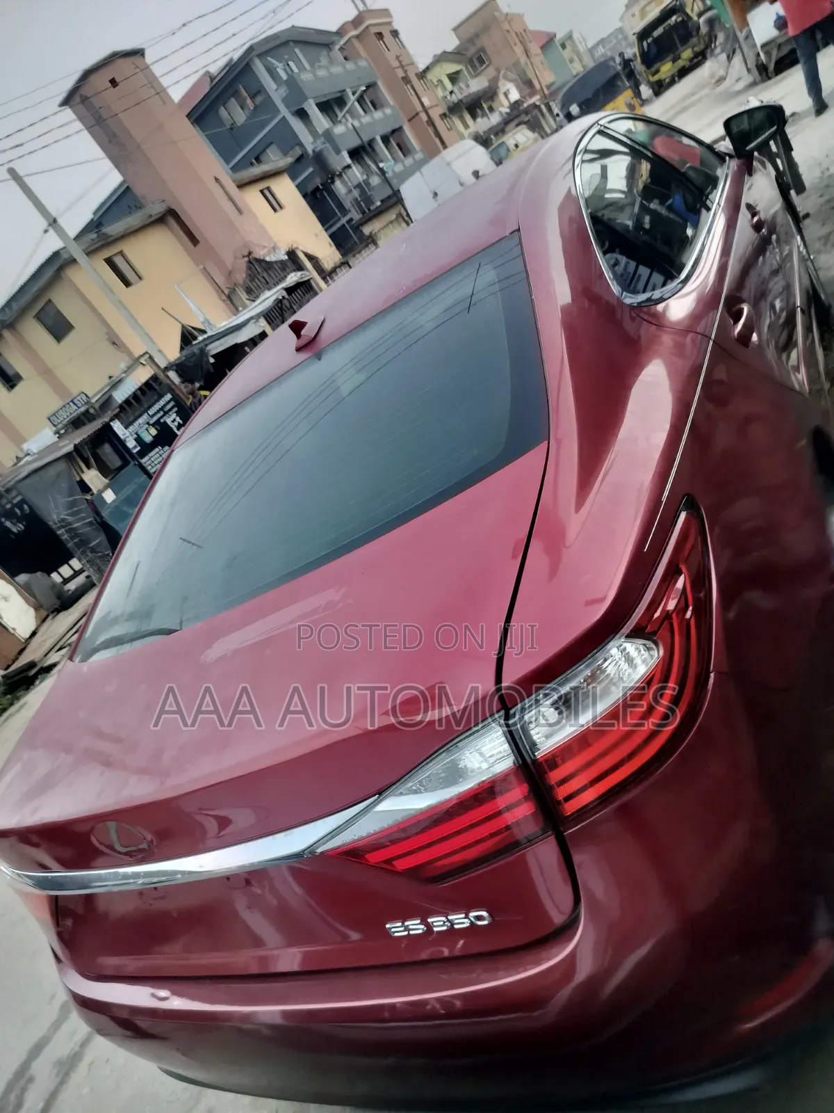 Lexus ES 2014 Red