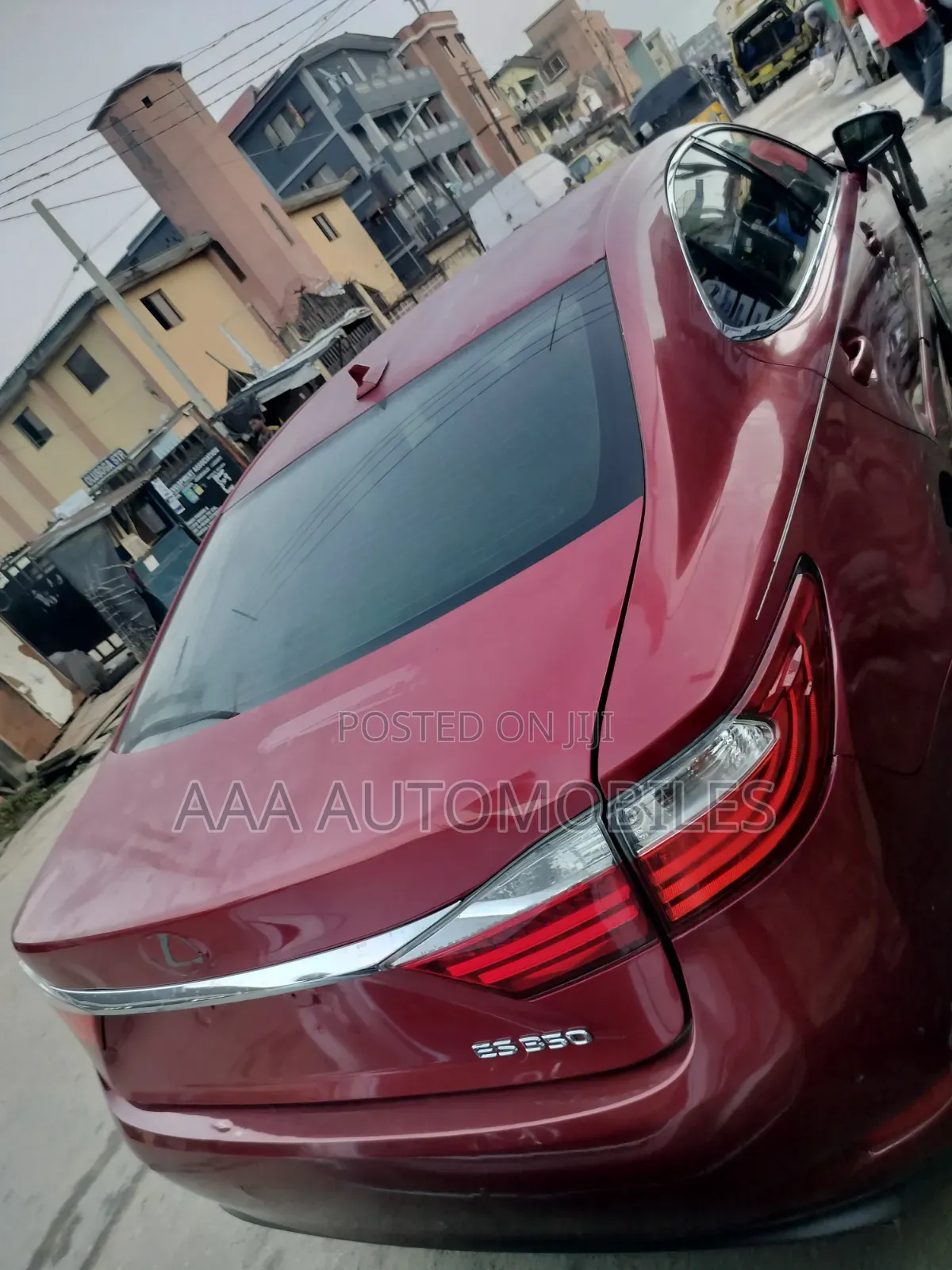 Lexus ES 2014 Red