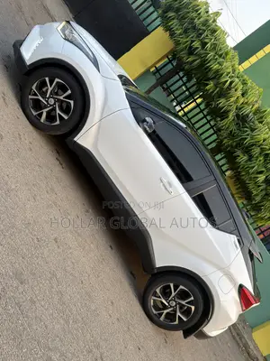 Toyota C-HR 2018 Black