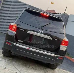 Toyota Highlander 2012 Black