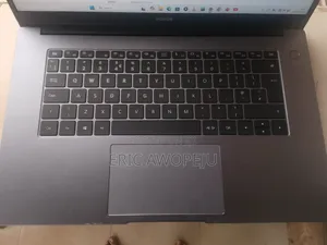 Laptop Honor MagicBook 15 2021 8GB Intel Core i3 SSD 256GB