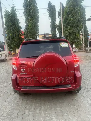 Toyota RAV4 Limited 2011 Red