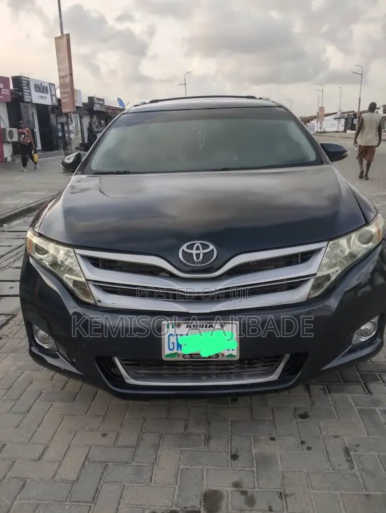 Toyota Venza 2011 Black