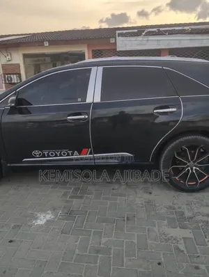 Toyota Venza 2011 Black