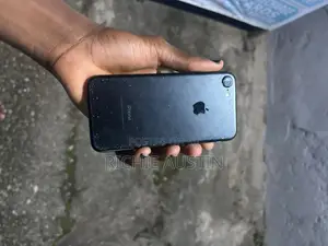 Apple iPhone 7 128 GB Black