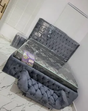 6by6 Upholstery Bedframe With One Side Drawer and Footrest