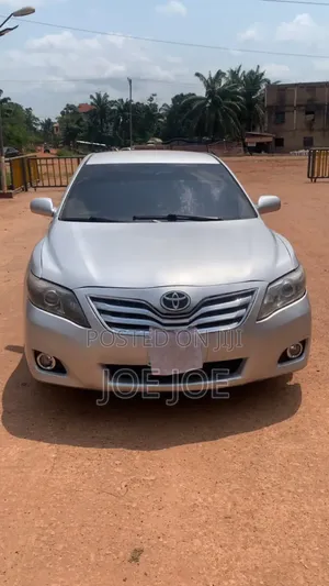 Toyota Camry 2008 Silver