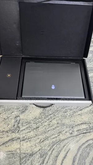Laptop Dell Allienware M18 R1 32GB Intel Core Ultra 7 SSD 1T