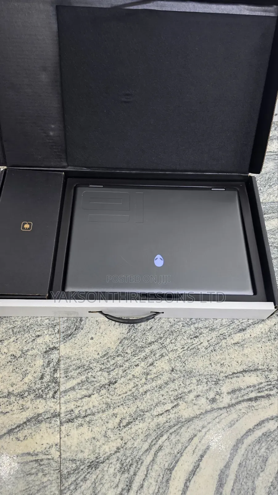 Laptop Dell Allienware M18 R1 32GB Intel Core Ultra 7 SSD 1T