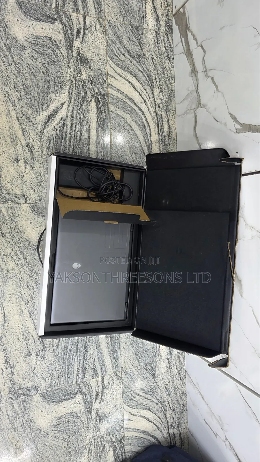 Laptop Dell Allienware M18 R1 32GB Intel Core Ultra 7 SSD 1T