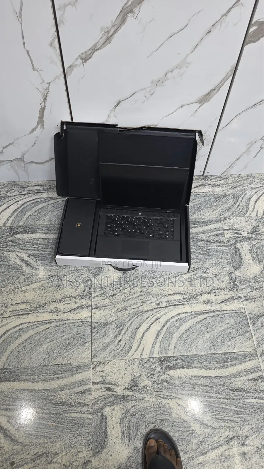 Laptop Dell Allienware M18 R1 32GB Intel Core Ultra 7 SSD 1T