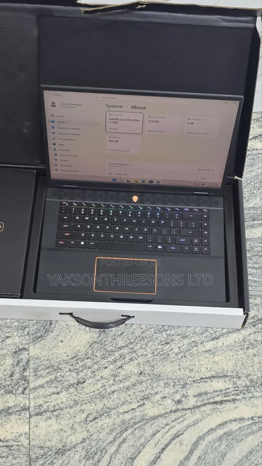 Laptop Dell Allienware M18 R1 32GB Intel Core Ultra 7 SSD 1T