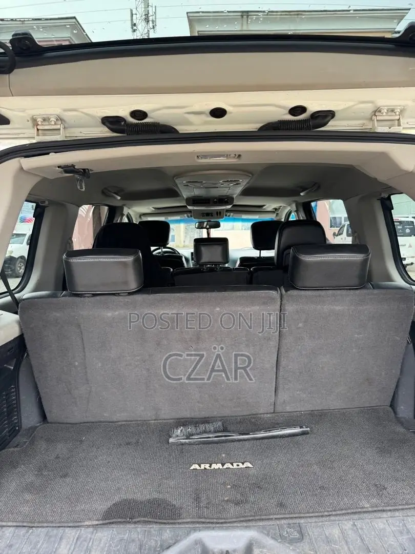 Nissan Armada Platinum 2012 White
