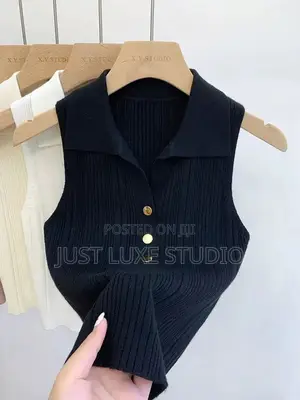Women’s Armless Basic Top