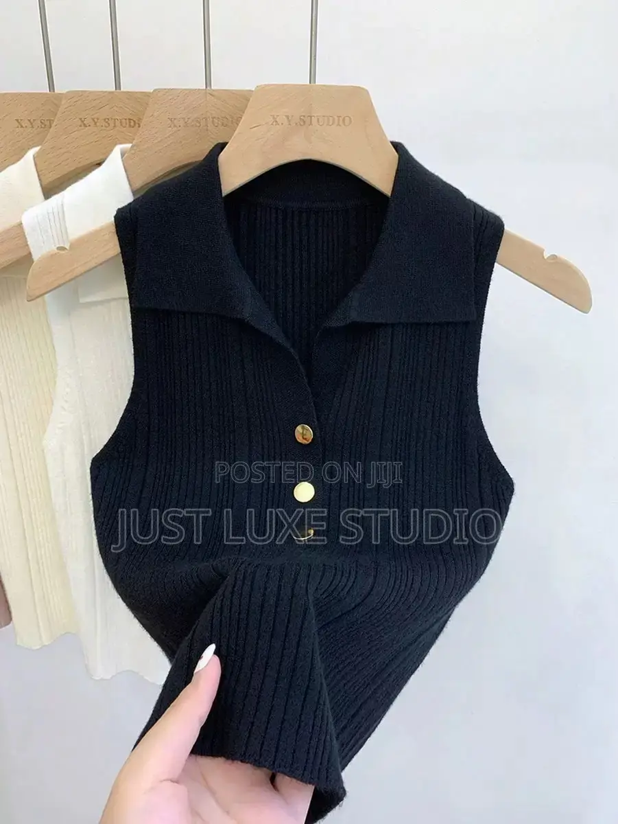 Women’s Armless Basic Top