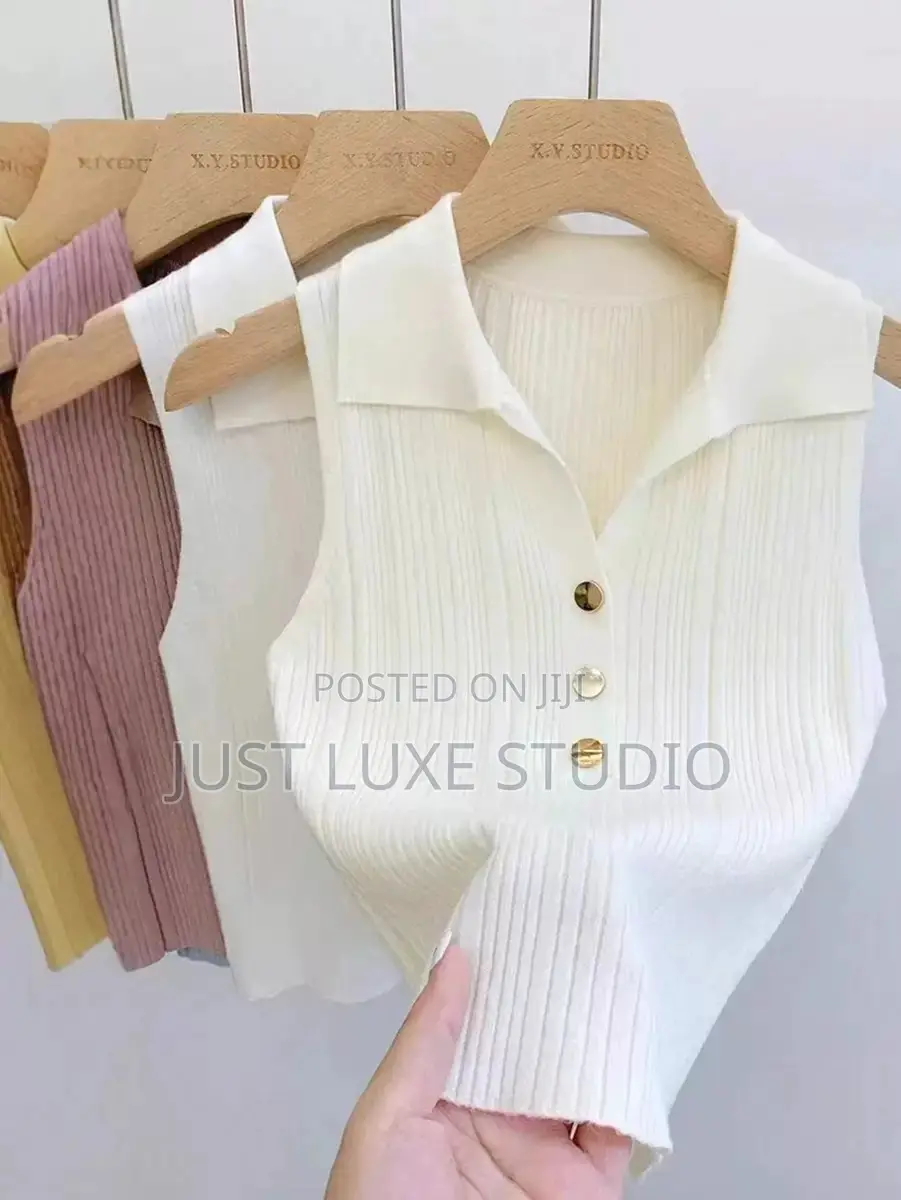 Women’s Armless Basic Top