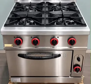 Four Burners Commercial Cooker With Baking Oven