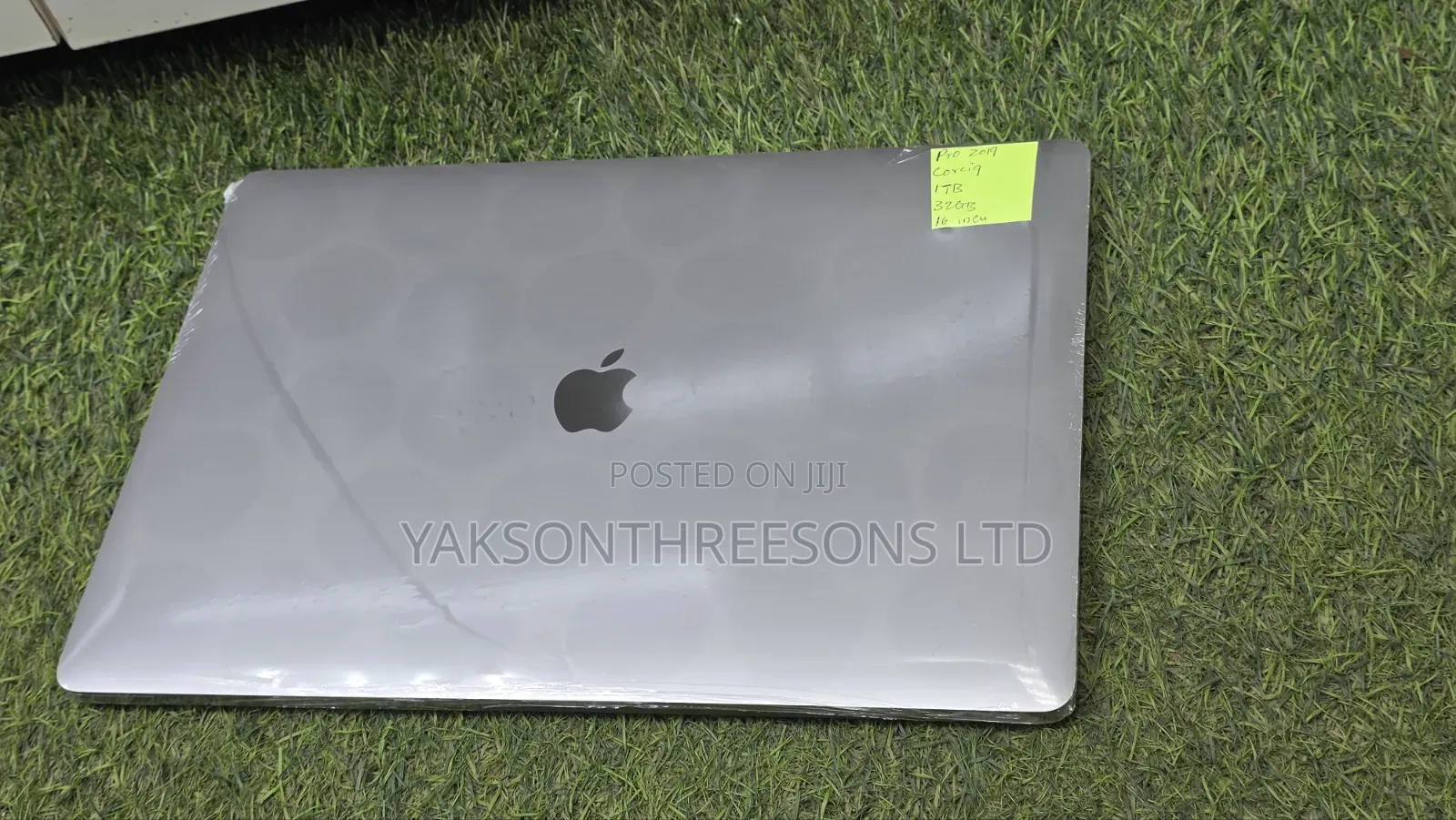 Laptop Apple MacBook Pro 2019 32GB Intel Core i9 SSD 512GB