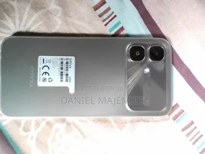 Infinix Smart 20 64 GB Silver