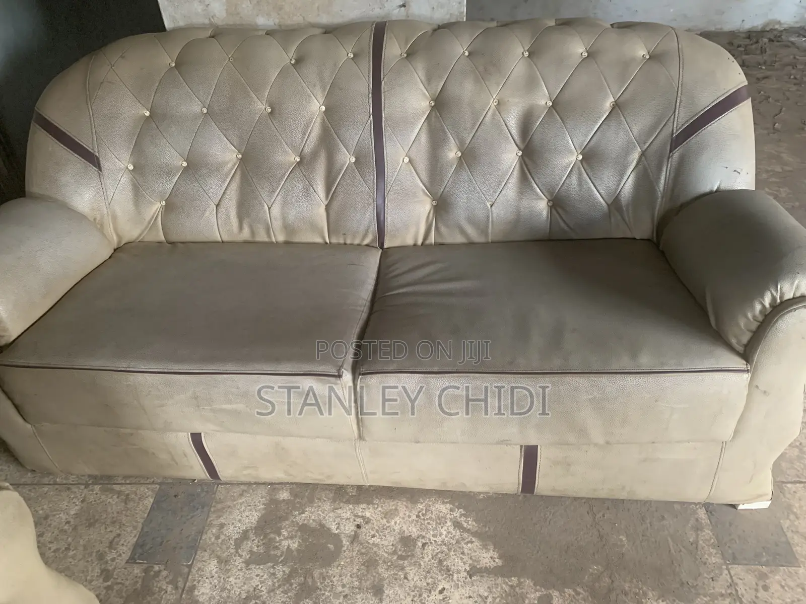 Used Sofa Furnitures