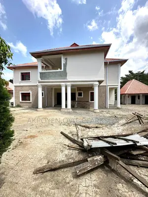 4bdrm Duplex in Gwarinpa for rent