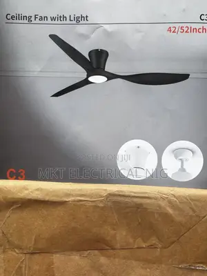 52” Ceiling Fan With Light - Remote Controlled
