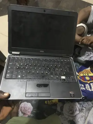 Laptop Dell Latitude E7240 8GB Intel Core i5 SSD 128GB