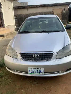 Toyota Corolla 2005 Silver