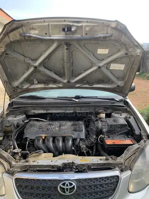 Toyota Corolla 2005 Silver