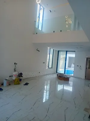 4bdrm Townhouse / Terrace in Lekki Phase 1 for rent