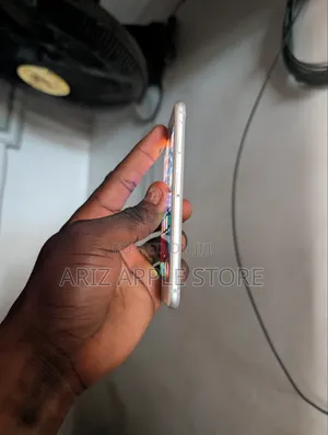 Apple iPhone 7 32 GB Silver