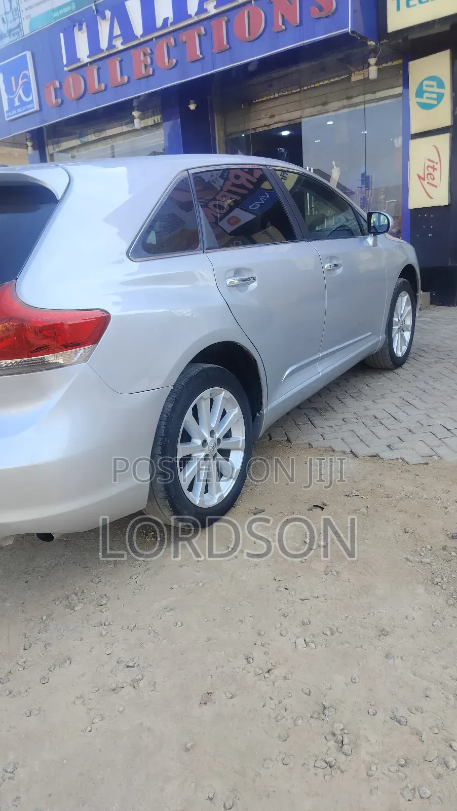 Toyota Venza Limited 2011 Silver