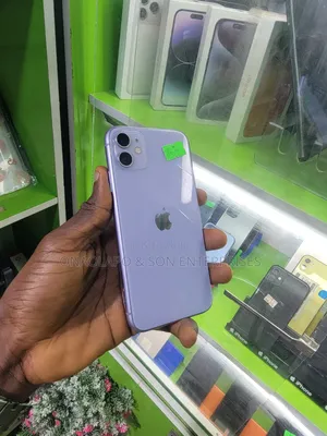 Apple iPhone 11 64 GB Purple